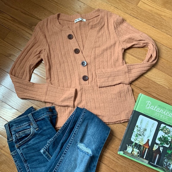 Meet your Posher, Isadora - Picture 6 of 15